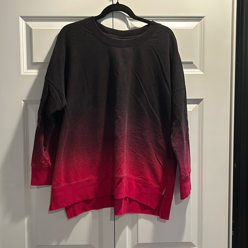 Lularoe Hannah Pink and Black Ombré Split Hem Sweatshirt. Size XL.